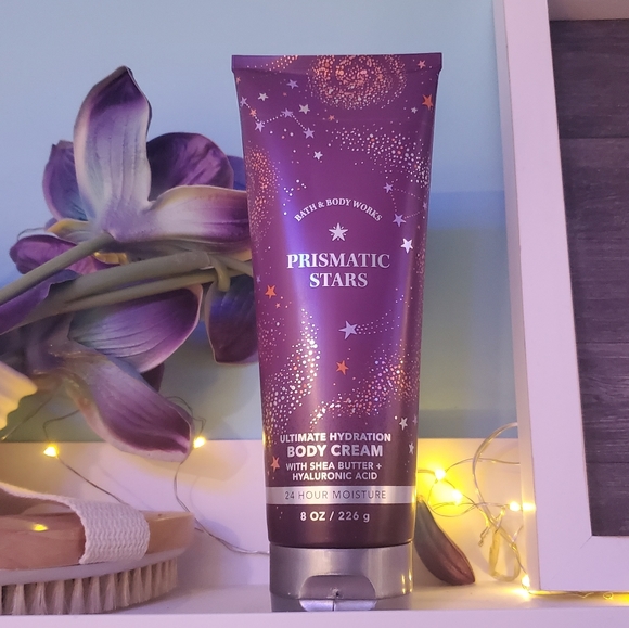 Prismatic Stars Body Cream by Bath and Body Works - Picture 2 of 4